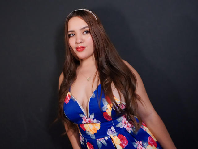 EmmaMayer - Live porn &amp; sex cam - 21935133