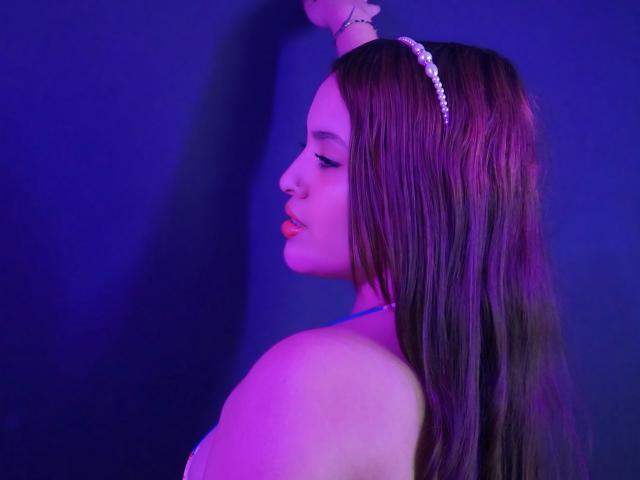 EmmaMayer - Live porn &amp; sex cam - 21935149