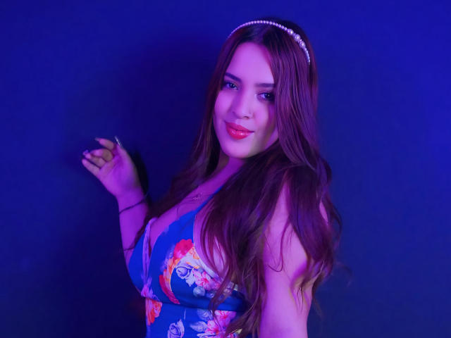 EmmaMayer - Sexe cam en vivo - 21935377