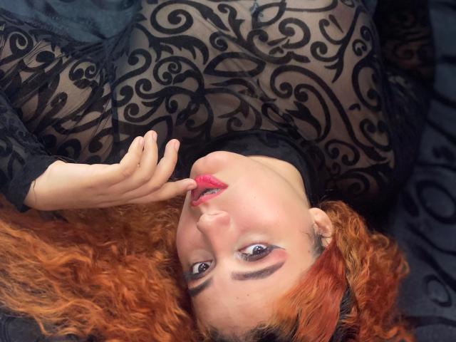 MerydaBraveX - Élő pornó és szexkamera - 21935957