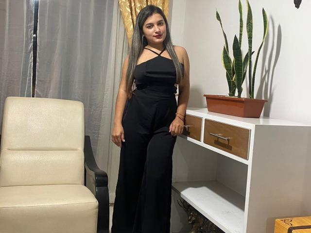 CharloteFox - Live porn &amp; sex cam - 21936409