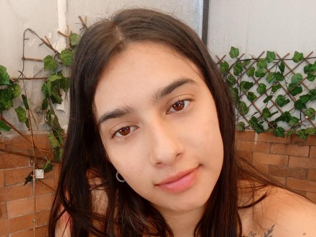 ErikaSweetX - Live sex cam - 21938733