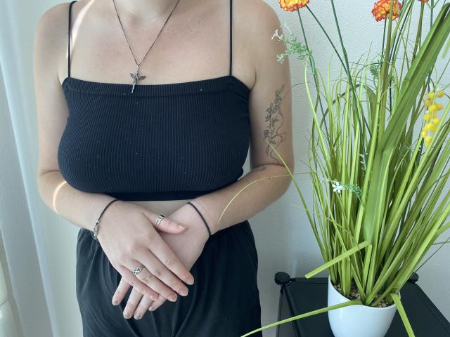 Mavkka - Live sex cam - 21944193