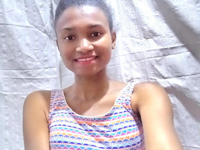 ElbaJolie - Sexe cam en vivo - 21947997