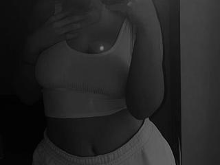 EmmyLover - Live porn &amp; sex cam - 21948605