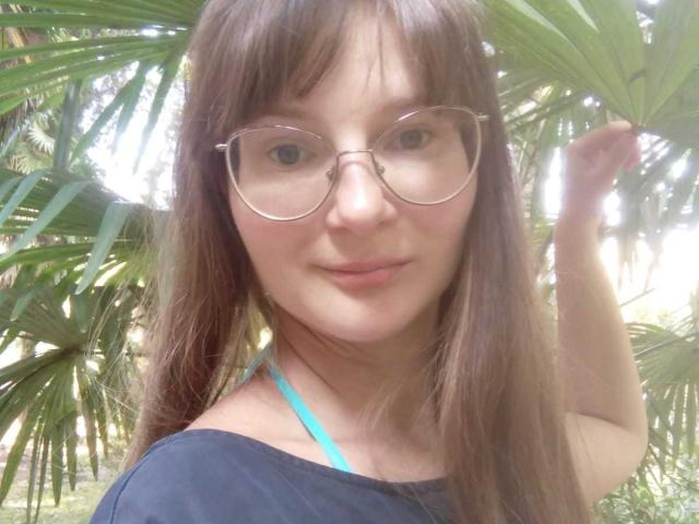 KiraGoldens - Live porn &amp; sex cam - 21949129