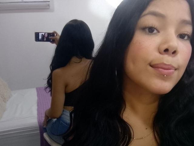 SalmaVitori - Live sex cam - 21950697