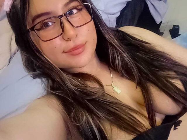 SalomettX - Live porn &amp; sex cam - 21951485