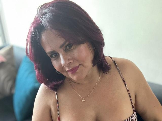 KailyJones - Live Sex Cam - 21952245