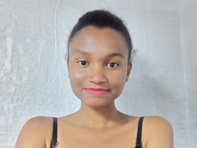 ElbaJolie - Camera khiêu dâm &amp; quyến rũ trực tiếp - 21955773