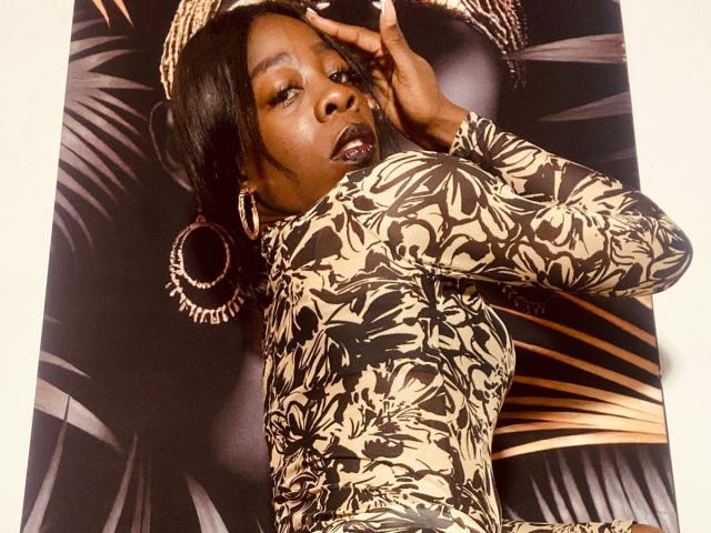 AnilethEbony - Live porn &amp; sex cam - 21956117