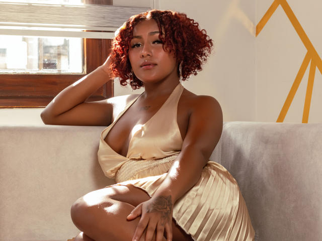 AmberQueeny - Live porn &amp; sex cam - 21956357