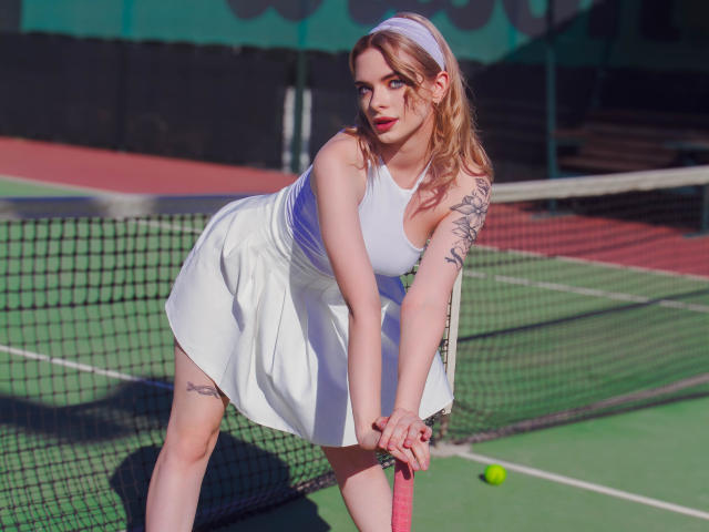 AdeleClifford - Live porn &amp; sex cam - 21956725