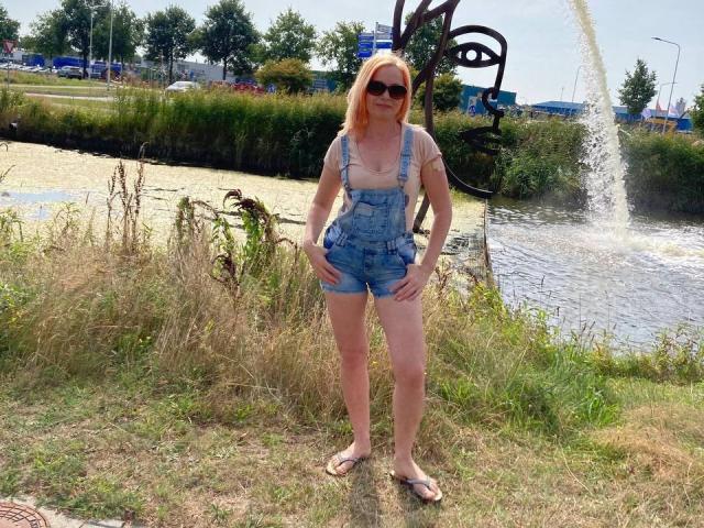 VanessaDesire - Live sex cam - 21957373