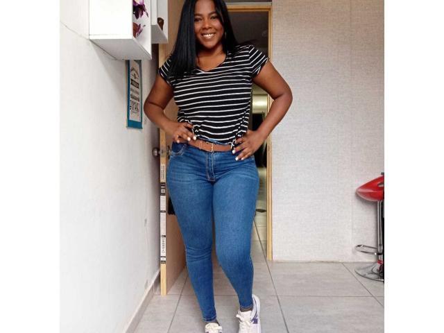 EmiraHot - Live porn &amp; sex cam - 21957505