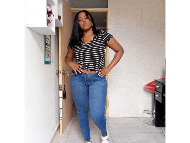 EmiraHot - Sexe cam en vivo - 21957509