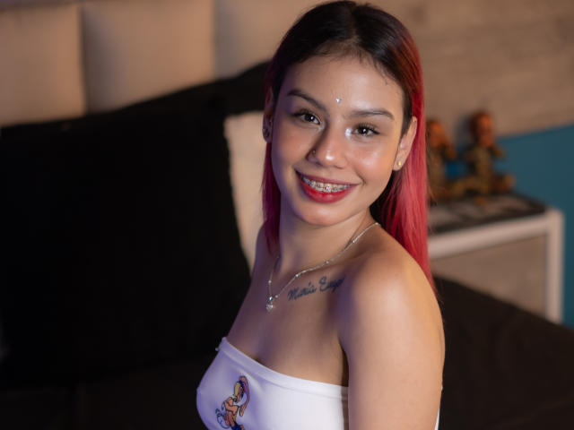 SussyGray - Live porn &amp; sex cam - 21958225