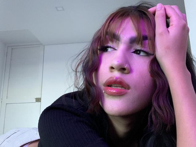 CherylEvans - Live porn &amp; sex cam - 21962265