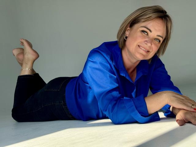 SnezhanaRells - Live porn &amp; sex cam - 21964785