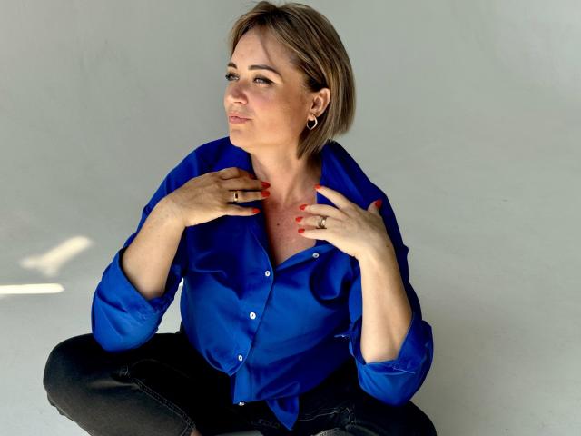 SnezhanaRells - Élő pornó és szexkamera - 21964817