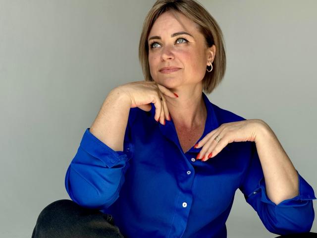 SnezhanaRells - Live porn &amp; sex cam - 21965117