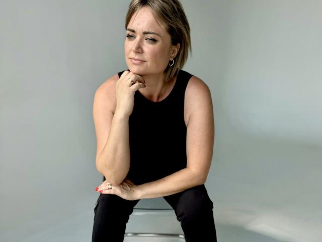 SnezhanaRells - Live porn &amp; sex cam - 21965565