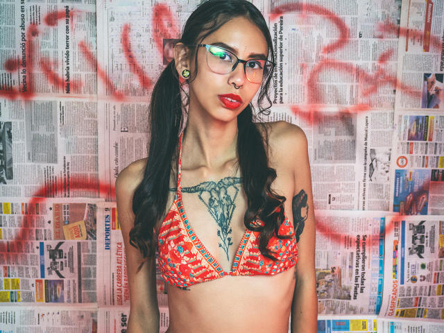 ElisaPalmer - сексуальная веб-камера в реальном времени - 21965901