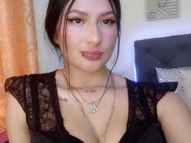 MiiaSwans - Live sex cam - 21967089