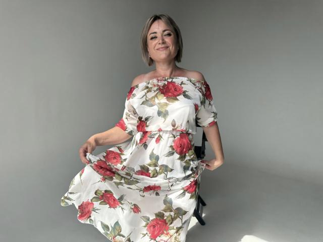 SnezhanaRells - Live porn &amp; sex cam - 21967149