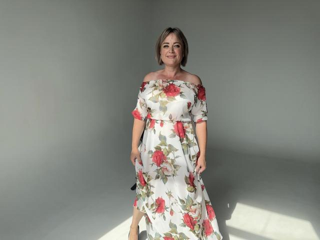 SnezhanaRells - Live porn &amp; sex cam - 21967209