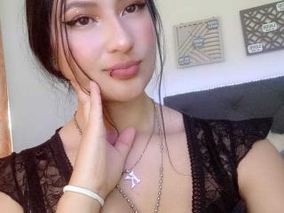 MiiaSwans - Live porn &amp; sex cam - 21967233