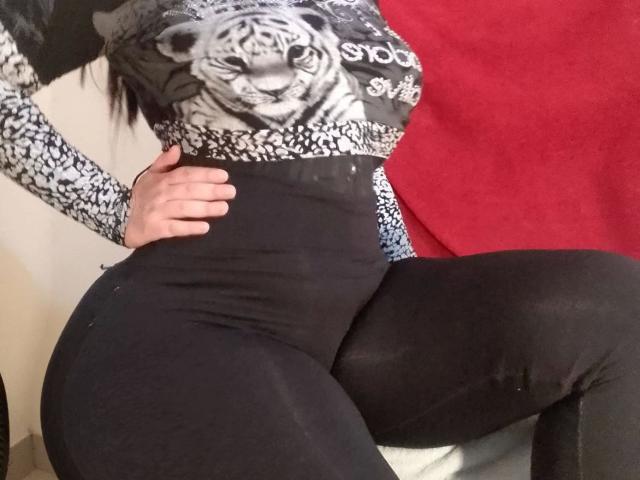 Carolzhina-hot - Live porn &amp; sex cam - 21969481