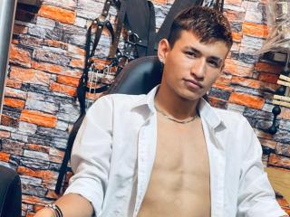 JoshuaScottX - Live sex cam - 21970269