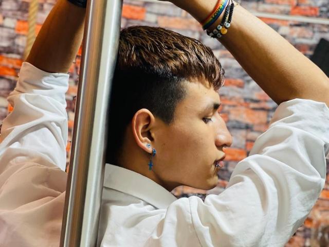 JoshuaScottX - Live porn &amp; sex cam - 21970277