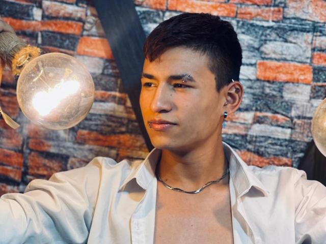 JoshuaScottX - Live porn &amp; sex cam - 21970281