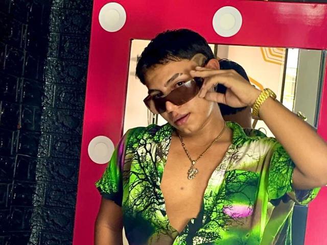 RichiMontes - Camera khiêu dâm &amp; quyến rũ trực tiếp - 21972521