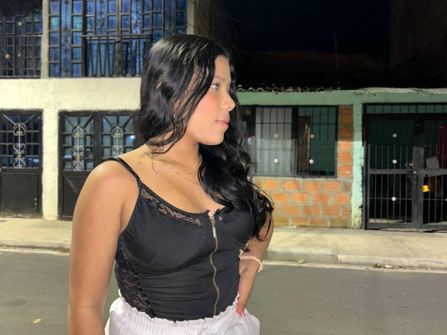 SalmaVitori - Live porn &amp; sex cam - 21973941