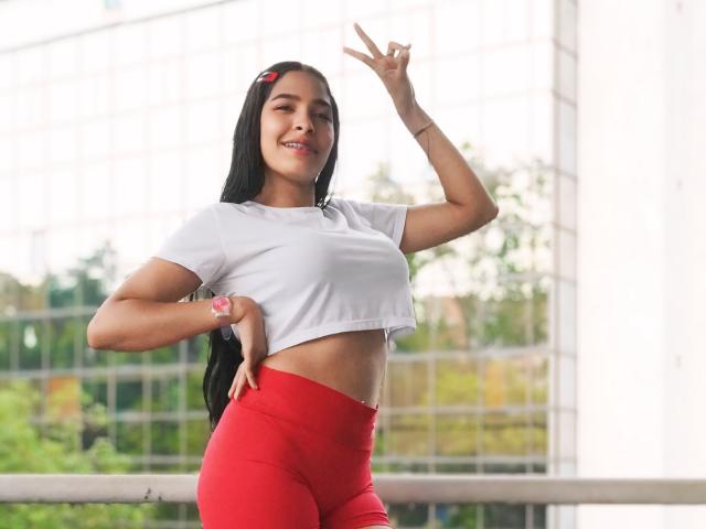 GeraldineArias - Live porn &amp; sex cam - 21974741