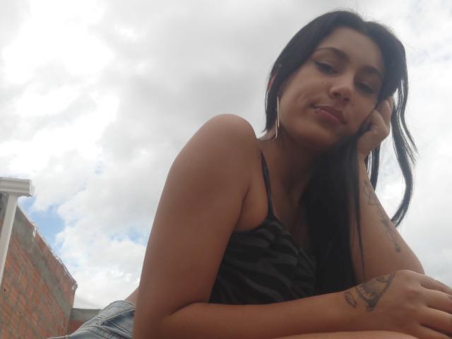 KataleyaMansson - Sexe cam en vivo - 21981001