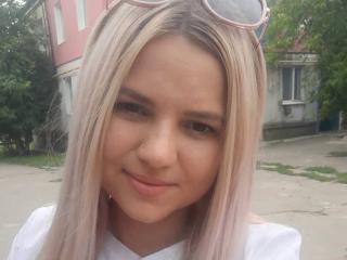 WhitePanterka - Live porn &amp; sex cam - 21981525