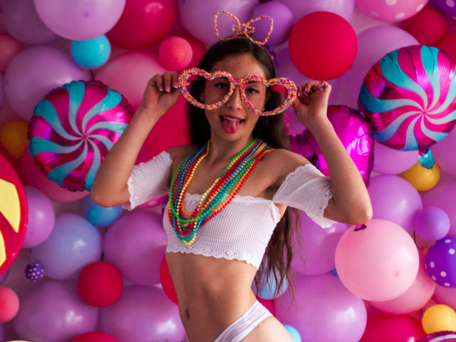 ValeriasLove - Sexe cam en vivo - 21984137