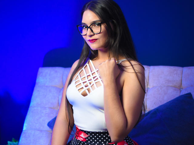 YennyToamson - Live Sex Cam - 21987413