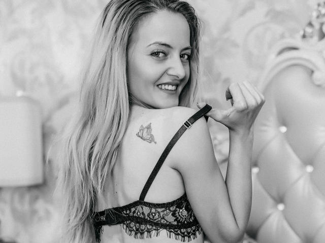 ErikaDawn - Sexe cam en vivo - 21989601