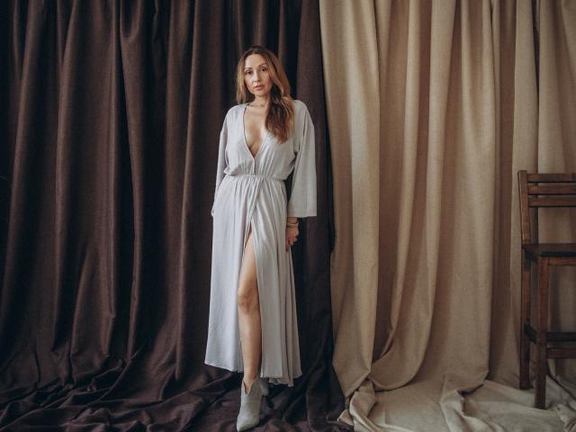 DesSlavaO - Live porn &amp; sex cam - 21990201