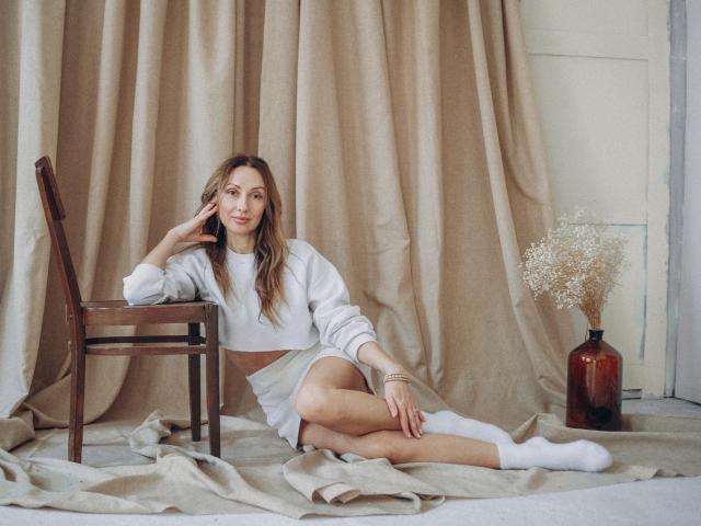 DesSlavaO - Camera khiêu dâm &amp; quyến rũ trực tiếp - 21990285