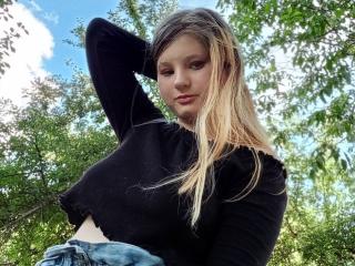 SaraKanhs - Live porn &amp; sex cam - 21990593