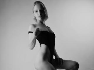 Luna-Lacroix-hot - Sexe cam en vivo - 21991097