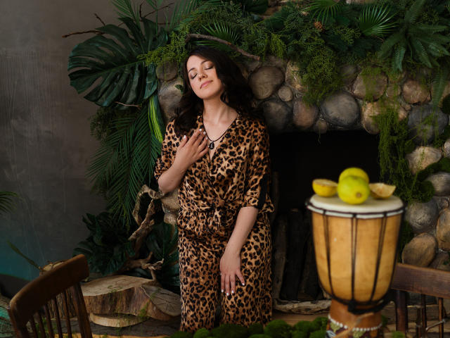 SusanMorado - сексуальная веб-камера в реальном времени - 21999709