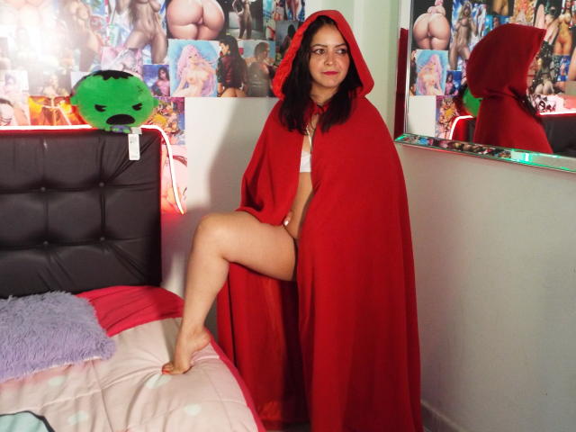 SalomeTk - Live porn &amp; sex cam - 21999925