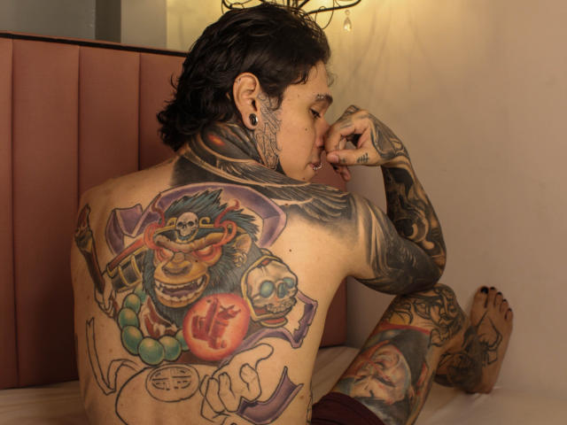 MadInkman - Sexe cam en vivo - 22000041